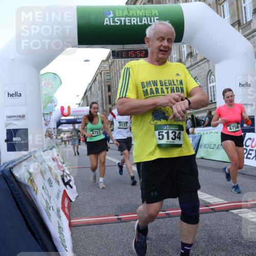 07.09.2025 - BARMER Alsterlauf Strokosch-Dieckow http://msf.ph/oto/8724811 07.09.2025 10:15:50 Ziel 2651, 2674, 3132, 3133, 3548, 3885, 3886, 4177, 4556, 4756, 4757, 4878, 4879, 5134, 5291, 5631 meine-sportfotos.de