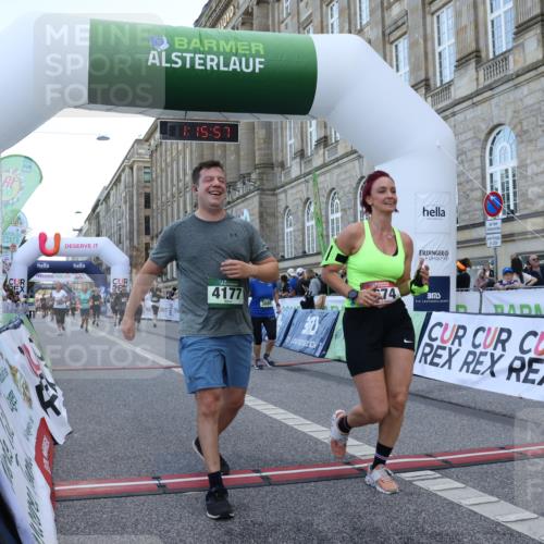 07.09.2025 - BARMER Alsterlauf Strokosch-Dieckow http://msf.ph/oto/8724821 07.09.2025 10:15:55 Ziel 2674, 2705, 2936, 3243, 3548, 3885, 3886, 4024, 4177, 4442, 4443, 5952 meine-sportfotos.de