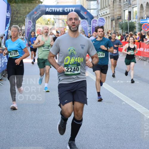 07.09.2025 - BARMER Alsterlauf Strokosch-Dieckow http://msf.ph/oto/8724841 07.09.2025 09:48:14 Ziel 2253, 2383, 2453, 2941, 3290, 3459, 3501, 3544, 3575, 3983, 4098, 4330, 4349, 4530, 4870, 4931, 6295, 8276 meine-sportfotos.de