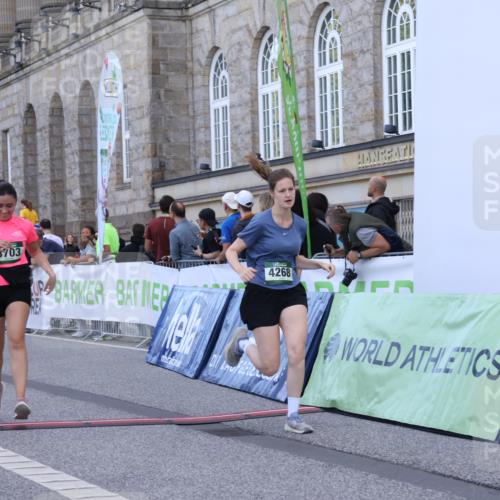 07.09.2025 - BARMER Alsterlauf Strokosch-Dieckow http://msf.ph/oto/8724846 07.09.2025 10:16:06 Ziel 2698, 2705, 2936, 2950, 3243, 3703, 3776, 4210, 4268, 5507, 5952, 6194, 6263, 6266, 6267, 6273, 8482 meine-sportfotos.de