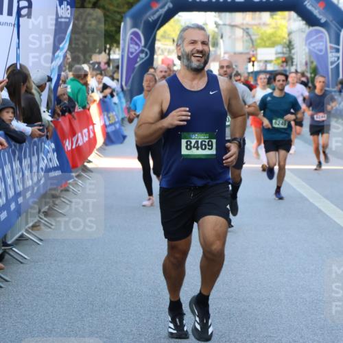 07.09.2025 - BARMER Alsterlauf Strokosch-Dieckow http://msf.ph/oto/8724858 07.09.2025 09:48:11 Ziel 2253, 2383, 2453, 3206, 3290, 3459, 3501, 3544, 3575, 3711, 3983, 4098, 4330, 4349, 4530, 4870, 4931, 5380, 5628, 8276 meine-sportfotos.de