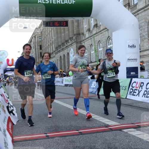 07.09.2025 - BARMER Alsterlauf Strokosch-Dieckow http://msf.ph/oto/8724865 07.09.2025 10:16:11 Ziel 2132, 2698, 2950, 3703, 3776, 4007, 4210, 4268, 4318, 5507, 6047, 6263, 6266, 6267, 6273, 8482 meine-sportfotos.de