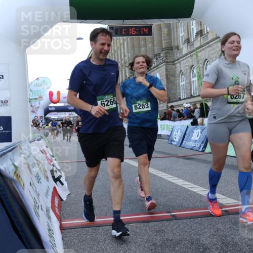 07.09.2025 - BARMER Alsterlauf Strokosch-Dieckow http://msf.ph/oto/8724868 07.09.2025 10:16:12 Ziel 2132, 2698, 2950, 3703, 3776, 4007, 4210, 4268, 4318, 5507, 6047, 6263, 6266, 6267, 6273 meine-sportfotos.de