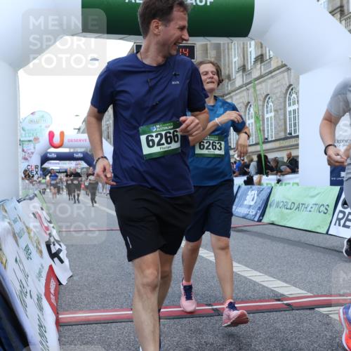07.09.2025 - BARMER Alsterlauf Strokosch-Dieckow http://msf.ph/oto/8724870 07.09.2025 10:16:12 Ziel 2132, 2698, 2950, 3703, 3776, 4007, 4210, 4268, 4318, 5507, 6047, 6263, 6266, 6267, 6273 meine-sportfotos.de