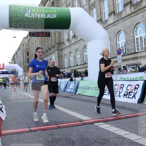 07.09.2025 - BARMER Alsterlauf Strokosch-Dieckow http://msf.ph/oto/8724882 07.09.2025 10:16:20 Ziel 2132, 2407, 2961, 3002, 3014, 3539, 3540, 3781, 4007, 4209, 4318, 4473, 5761, 6047, 8222, 8310 meine-sportfotos.de