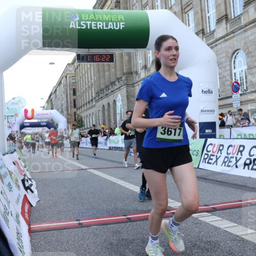 07.09.2025 - BARMER Alsterlauf Strokosch-Dieckow http://msf.ph/oto/8724883 07.09.2025 10:16:20 Ziel 2132, 2407, 2961, 3002, 3014, 3539, 3540, 3781, 4007, 4209, 4318, 4473, 5761, 6047, 8222, 8310 meine-sportfotos.de