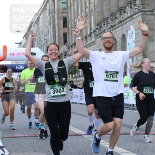 07.09.2025 - BARMER Alsterlauf Strokosch-Dieckow http://msf.ph/oto/8724898 07.09.2025 10:16:27 Ziel 2354, 2407, 2943, 2961, 3002, 3014, 3539, 3540, 3648, 3649, 3772, 3774, 3781, 3817, 4209, 4468, 4473, 4655, 5761, 8310 meine-sportfotos.de