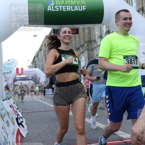 07.09.2025 - BARMER Alsterlauf Strokosch-Dieckow http://msf.ph/oto/8724905 07.09.2025 10:16:30 Ziel 2354, 2690, 2943, 2961, 2974, 3002, 3014, 3539, 3540, 3648, 3649, 3772, 3774, 3817, 4209, 4315, 4468, 4538, 4655, 5761 meine-sportfotos.de