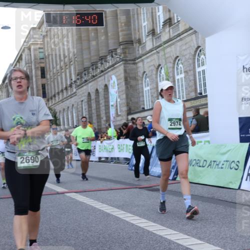 07.09.2025 - BARMER Alsterlauf Strokosch-Dieckow http://msf.ph/oto/8724915 07.09.2025 10:16:38 Ziel 2473, 2690, 2974, 3061, 3621, 3742, 3772, 4221, 4315, 4538, 4719, 4720, 4768, 5563, 5737, 5756, 8313 meine-sportfotos.de