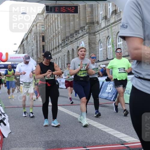 07.09.2025 - BARMER Alsterlauf Strokosch-Dieckow http://msf.ph/oto/8724918 07.09.2025 10:16:40 Ziel 2321, 2343, 2473, 2690, 2974, 3061, 3429, 3430, 3621, 3742, 4070, 4221, 4315, 4538, 4719, 4720, 4768, 5121, 5563, 5676, 5737, 5756, 8313 meine-sportfotos.de