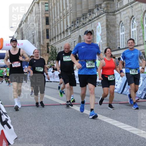 07.09.2025 - BARMER Alsterlauf Strokosch-Dieckow http://msf.ph/oto/8724928 07.09.2025 10:16:46 Ziel 2321, 2343, 2473, 2638, 3061, 3127, 3429, 3430, 3582, 3621, 3742, 3903, 4070, 5121, 5676, 5737, 5756, 6247, 8018, 8433, 8468 meine-sportfotos.de