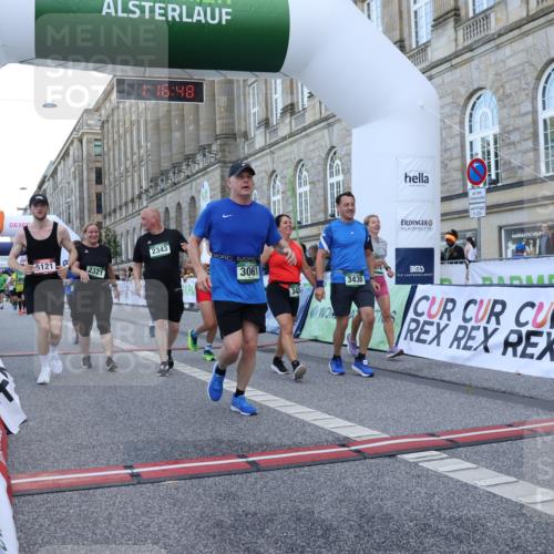 07.09.2025 - BARMER Alsterlauf Strokosch-Dieckow http://msf.ph/oto/8724931 07.09.2025 10:16:47 Ziel 2321, 2343, 2473, 2638, 3061, 3127, 3429, 3430, 3582, 3621, 3742, 3903, 4070, 5121, 5676, 5756, 6247, 8018, 8433, 8468 meine-sportfotos.de