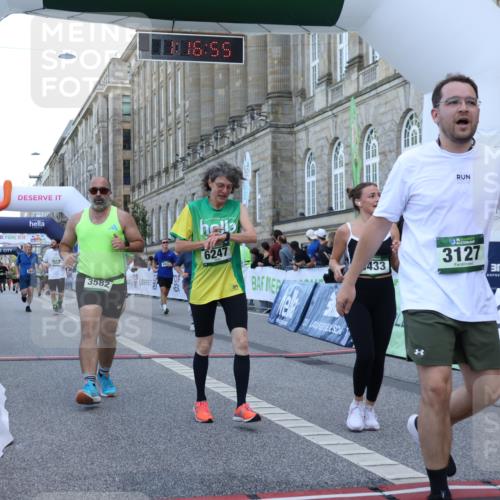 07.09.2025 - BARMER Alsterlauf Strokosch-Dieckow http://msf.ph/oto/8724945 07.09.2025 10:16:53 Ziel 2431, 2638, 2849, 3127, 3582, 3903, 4047, 5360, 5362, 6065, 6247, 8018, 8433, 8468 meine-sportfotos.de