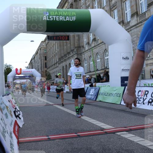 07.09.2025 - BARMER Alsterlauf Strokosch-Dieckow http://msf.ph/oto/8724961 07.09.2025 10:17:02 Ziel 2114, 2431, 2849, 3011, 4047, 4495, 4497, 4673, 4674, 5261, 5936, 6065, 8361 meine-sportfotos.de