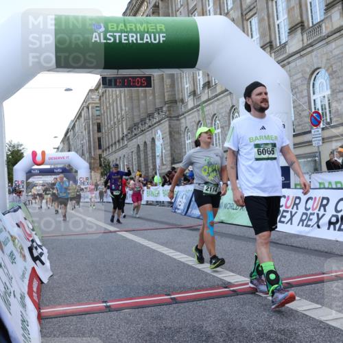 07.09.2025 - BARMER Alsterlauf Strokosch-Dieckow http://msf.ph/oto/8724965 07.09.2025 10:17:04 Ziel 2114, 2857, 3011, 4495, 4497, 4673, 4674, 5261, 5597, 5936, 6065, 6110, 8361 meine-sportfotos.de