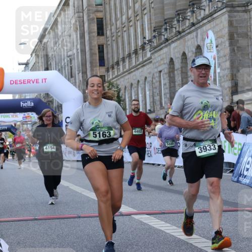 07.09.2025 - BARMER Alsterlauf Strokosch-Dieckow http://msf.ph/oto/8724988 07.09.2025 10:17:14 Ziel 2857, 3808, 3933, 4154, 4402, 4495, 4497, 4534, 4693, 4765, 5163, 5597, 5888, 6110, 8131, 8138 meine-sportfotos.de