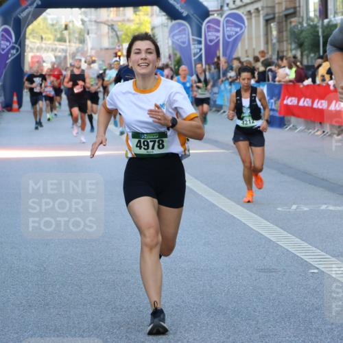 07.09.2025 - BARMER Alsterlauf Strokosch-Dieckow http://msf.ph/oto/8724990 07.09.2025 09:47:38 Ziel 2081, 2240, 2278, 2584, 3465, 4602, 4785, 4884, 4946, 5110, 5208, 5423, 5745, 5757, 5917, 6015, 6016, 6249, 8009, 8275, 8293, 8469 meine-sportfotos.de