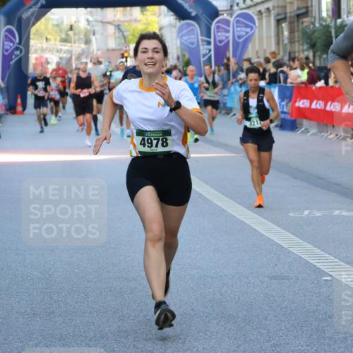 07.09.2025 - BARMER Alsterlauf Strokosch-Dieckow http://msf.ph/oto/8724993 07.09.2025 09:47:38 Ziel 2081, 2240, 2278, 2584, 3465, 4602, 4785, 4884, 4946, 5110, 5208, 5423, 5745, 5757, 5917, 6015, 6016, 6249, 8009, 8275, 8293, 8469 meine-sportfotos.de