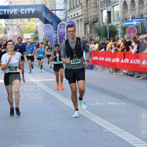 07.09.2025 - BARMER Alsterlauf Strokosch-Dieckow http://msf.ph/oto/8724999 07.09.2025 09:47:37 Ziel 2081, 2278, 2584, 3465, 4602, 4731, 4884, 4946, 4977, 5208, 5423, 5745, 5757, 5917, 6015, 6016, 8009, 8275, 8293, 8469 meine-sportfotos.de