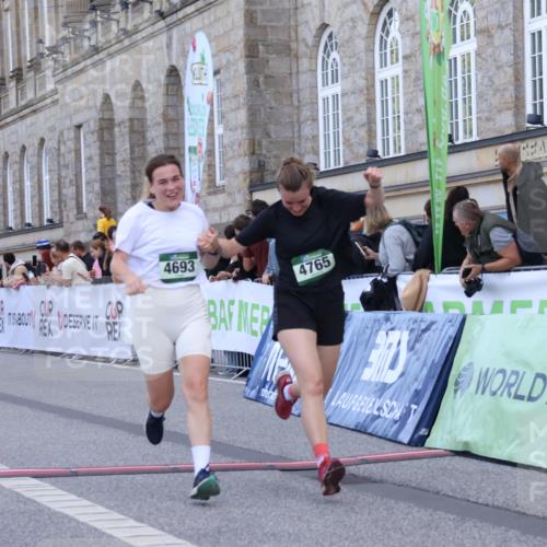 07.09.2025 - BARMER Alsterlauf Strokosch-Dieckow http://msf.ph/oto/8725001 07.09.2025 10:17:19 Ziel 4154, 4402, 4534, 4693, 4765, 5888, 8131, 8138 meine-sportfotos.de