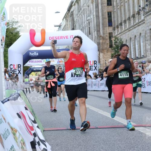 07.09.2025 - BARMER Alsterlauf Strokosch-Dieckow http://msf.ph/oto/8725023 07.09.2025 10:17:35 Ziel 2447, 2448, 2461, 2555, 2718, 4065, 4113, 4115, 4492, 4650, 4995, 5232, 5832, 6292 meine-sportfotos.de