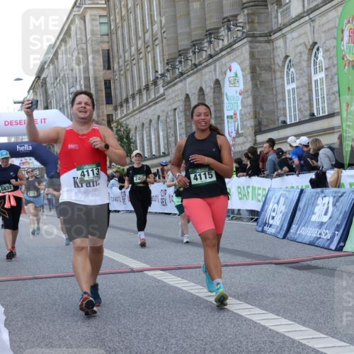 07.09.2025 - BARMER Alsterlauf Strokosch-Dieckow http://msf.ph/oto/8725028 07.09.2025 10:17:36 Ziel 2031, 2222, 2447, 2448, 2461, 2555, 2718, 4065, 4113, 4115, 4492, 4650, 4995, 5232, 5832, 6292 meine-sportfotos.de