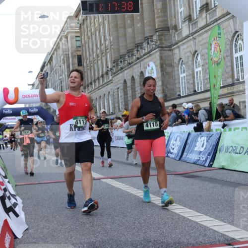 07.09.2025 - BARMER Alsterlauf Strokosch-Dieckow http://msf.ph/oto/8725029 07.09.2025 10:17:36 Ziel 2031, 2222, 2447, 2448, 2461, 2555, 2718, 4065, 4113, 4115, 4492, 4650, 4995, 5232, 5832, 6292 meine-sportfotos.de