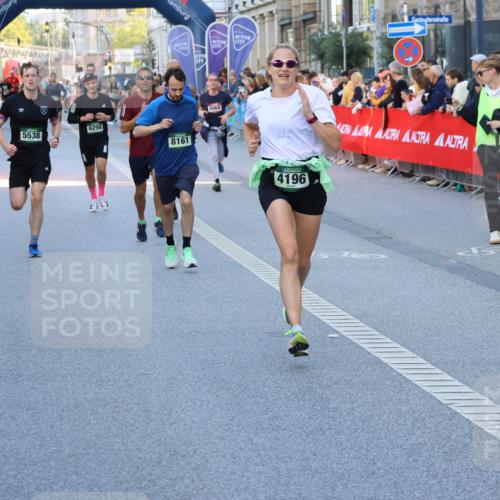 07.09.2025 - BARMER Alsterlauf Strokosch-Dieckow http://msf.ph/oto/8725031 07.09.2025 09:47:28 Ziel 2081, 2121, 2278, 2584, 2656, 3465, 3650, 3974, 4034, 4182, 4731, 4884, 4946, 4977, 5043, 5423, 5745, 5757, 5917, 5966, 6016, 6131, 8009, 8275, 8293, 8391 meine-sportfotos.de