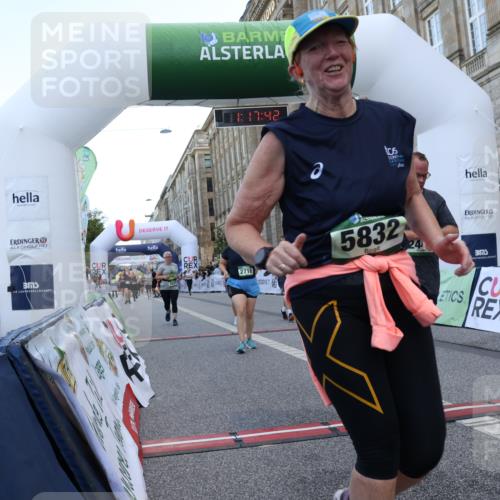 07.09.2025 - BARMER Alsterlauf Strokosch-Dieckow http://msf.ph/oto/8725044 07.09.2025 10:17:41 Ziel 2031, 2222, 2447, 2448, 2555, 2718, 4109, 5232, 5832, 6292 meine-sportfotos.de