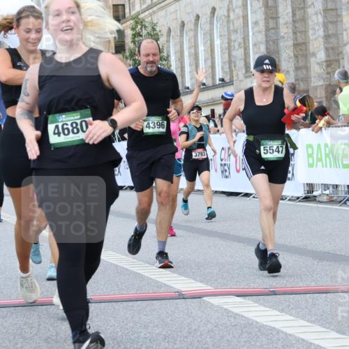 07.09.2025 - BARMER Alsterlauf Strokosch-Dieckow http://msf.ph/oto/8725067 07.09.2025 10:17:51 Ziel 2066, 2268, 2470, 2720, 2858, 2946, 3231, 3304, 3793, 3811, 4109, 4324, 4325, 4396, 4680, 4758, 5547 meine-sportfotos.de