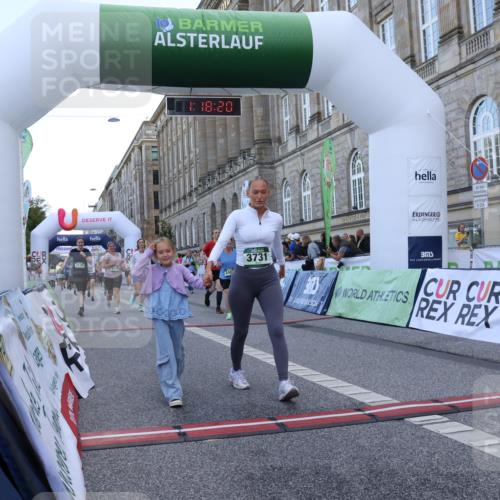 07.09.2025 - BARMER Alsterlauf Strokosch-Dieckow http://msf.ph/oto/8725120 07.09.2025 10:18:19 Ziel 2466, 2901, 3723, 3731, 3862, 4019, 4025, 4130, 4148, 4200, 4270, 5032, 5087, 5305 meine-sportfotos.de