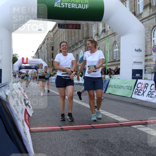 07.09.2025 - BARMER Alsterlauf Strokosch-Dieckow http://msf.ph/oto/8725135 07.09.2025 10:18:26 Ziel 2821, 2901, 3052, 3194, 3723, 3862, 3881, 4019, 4025, 4130, 4148, 4200, 4270, 5033, 5168, 5464, 5465, 8149 meine-sportfotos.de