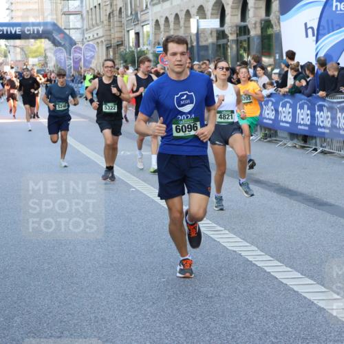 07.09.2025 - BARMER Alsterlauf Strokosch-Dieckow http://msf.ph/oto/8725136 07.09.2025 09:47:08 Ziel 3484, 3555, 4068, 4196, 4212, 4408, 4524, 4978, 5296, 5538, 5775, 5941, 6294, 6298, 6321, 8161, 8339, 8454 meine-sportfotos.de