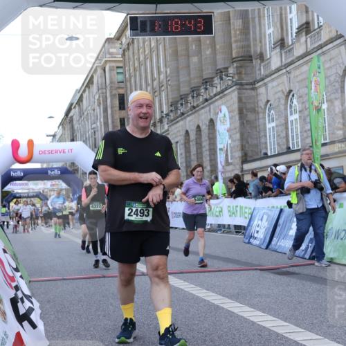 07.09.2025 - BARMER Alsterlauf Strokosch-Dieckow http://msf.ph/oto/8725169 07.09.2025 10:18:41 Ziel 2493, 3199, 3200, 3724, 4293, 4322, 4404, 4818, 5994, 8326 meine-sportfotos.de