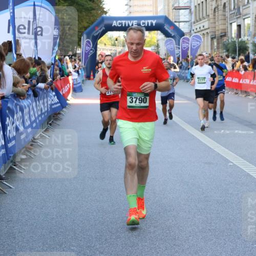 07.09.2025 - BARMER Alsterlauf Strokosch-Dieckow http://msf.ph/oto/8725211 07.09.2025 09:46:56 Ziel 2564, 2748, 3555, 4010, 4196, 4403, 4408, 4427, 4679, 4754, 4784, 5296, 5538, 5775, 5941, 6043, 6294, 6298, 6321, 8161, 8168, 8203, 8248, 8339, 8368 meine-sportfotos.de
