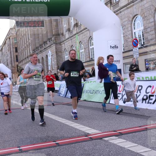 07.09.2025 - BARMER Alsterlauf Strokosch-Dieckow http://msf.ph/oto/8725218 07.09.2025 10:18:57 Ziel 2255, 2286, 2571, 2575, 2715, 3021, 3138, 3139, 3499, 4343, 4661, 4724, 5405, 8186, 8214 meine-sportfotos.de