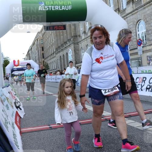 07.09.2025 - BARMER Alsterlauf Strokosch-Dieckow http://msf.ph/oto/8725241 07.09.2025 10:19:04 Ziel 2099, 2575, 2715, 3138, 3139, 4724 meine-sportfotos.de