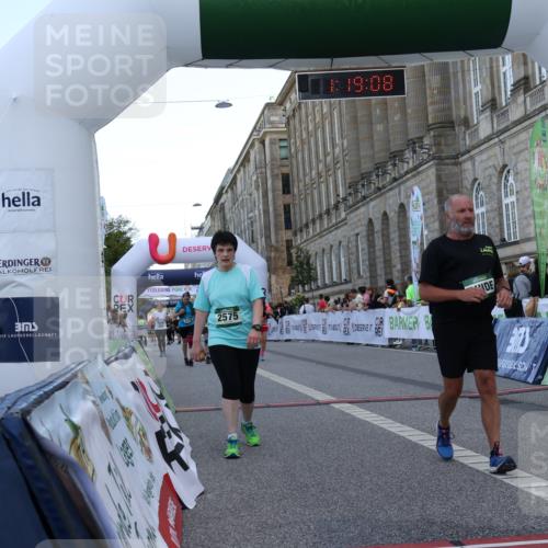 07.09.2025 - BARMER Alsterlauf Strokosch-Dieckow http://msf.ph/oto/8725247 07.09.2025 10:19:07 Ziel 2099, 2575, 3478, 4724, 8021 meine-sportfotos.de