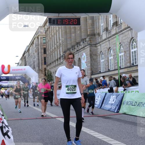 07.09.2025 - BARMER Alsterlauf Strokosch-Dieckow http://msf.ph/oto/8725259 07.09.2025 10:19:18 Ziel 2267, 2554, 2625, 3084, 3092, 4023, 4071, 4780, 8021, 8063 meine-sportfotos.de