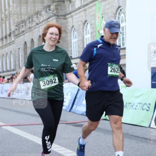 07.09.2025 - BARMER Alsterlauf Strokosch-Dieckow http://msf.ph/oto/8725270 07.09.2025 10:19:22 Ziel 2063, 2267, 2554, 2625, 3084, 3092, 4071, 4477, 8063 meine-sportfotos.de