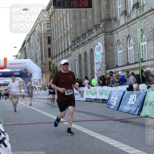07.09.2025 - BARMER Alsterlauf Strokosch-Dieckow http://msf.ph/oto/8725276 07.09.2025 10:19:26 Ziel 2063, 2625, 3092, 3143, 3848, 3849, 4071, 4477 meine-sportfotos.de