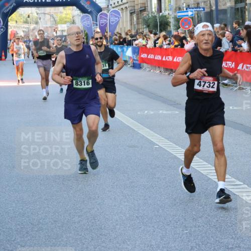 07.09.2025 - BARMER Alsterlauf Strokosch-Dieckow http://msf.ph/oto/8725301 07.09.2025 09:46:44 Ziel 2335, 2748, 4250, 4385, 4403, 4679, 4754, 4762, 4784, 4821, 4909, 5248, 5322, 5644, 5970, 6043, 6096, 8168, 8203, 8248 meine-sportfotos.de