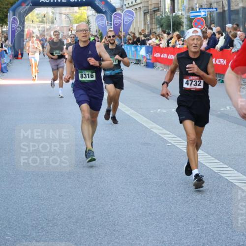 07.09.2025 - BARMER Alsterlauf Strokosch-Dieckow http://msf.ph/oto/8725314 07.09.2025 09:46:44 Ziel 2335, 2748, 4250, 4385, 4403, 4679, 4754, 4762, 4784, 4821, 4909, 5248, 5322, 5644, 5970, 6043, 6096, 8168, 8203, 8248 meine-sportfotos.de