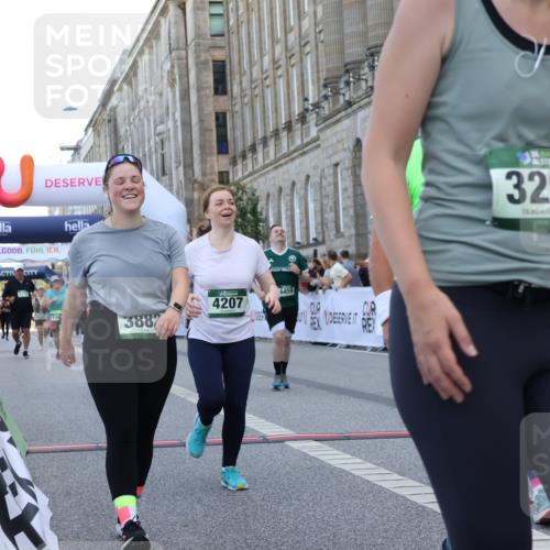 07.09.2025 - BARMER Alsterlauf Strokosch-Dieckow http://msf.ph/oto/8725319 07.09.2025 10:19:49 Ziel 2189, 2587, 2725, 3186, 3291, 3292, 3581, 3882, 4060, 4207, 4390, 4410, 4438, 4459, 5325, 5622, 5712, 6003 meine-sportfotos.de