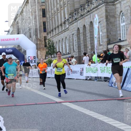 07.09.2025 - BARMER Alsterlauf Strokosch-Dieckow http://msf.ph/oto/8725329 07.09.2025 10:19:53 Ziel 2024, 2725, 3399, 3400, 3581, 4060, 4207, 4390, 4410, 4438, 4459, 5325, 5712, 6003 meine-sportfotos.de