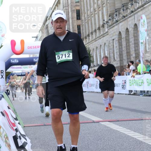07.09.2025 - BARMER Alsterlauf Strokosch-Dieckow http://msf.ph/oto/8725348 07.09.2025 10:19:58 Ziel 2024, 3399, 3400, 3581, 4060, 4390, 4509, 4510, 5325, 5712, 6003 meine-sportfotos.de