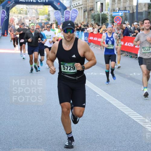 07.09.2025 - BARMER Alsterlauf Strokosch-Dieckow http://msf.ph/oto/8725364 07.09.2025 09:46:30 Ziel 2117, 2335, 2487, 2541, 2777, 3412, 3790, 3942, 4216, 4250, 4385, 4762, 4866, 4909, 5340, 5768, 6030, 6096, 6237, 8449 meine-sportfotos.de