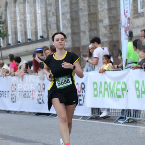 07.09.2025 - BARMER Alsterlauf Strokosch-Dieckow http://msf.ph/oto/8725375 07.09.2025 10:20:17 Ziel 3566, 3643, 3936, 5560, 5698, 6319 meine-sportfotos.de