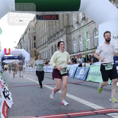 07.09.2025 - BARMER Alsterlauf Strokosch-Dieckow http://msf.ph/oto/8725382 07.09.2025 10:20:23 Ziel 3488, 3566, 3643, 3936, 5698 meine-sportfotos.de