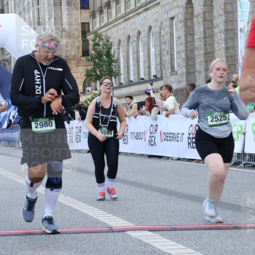 07.09.2025 - BARMER Alsterlauf Strokosch-Dieckow http://msf.ph/oto/8725399 07.09.2025 10:20:34 Ziel 2525, 2980, 3595, 4145, 5138, 5256, 6044 meine-sportfotos.de